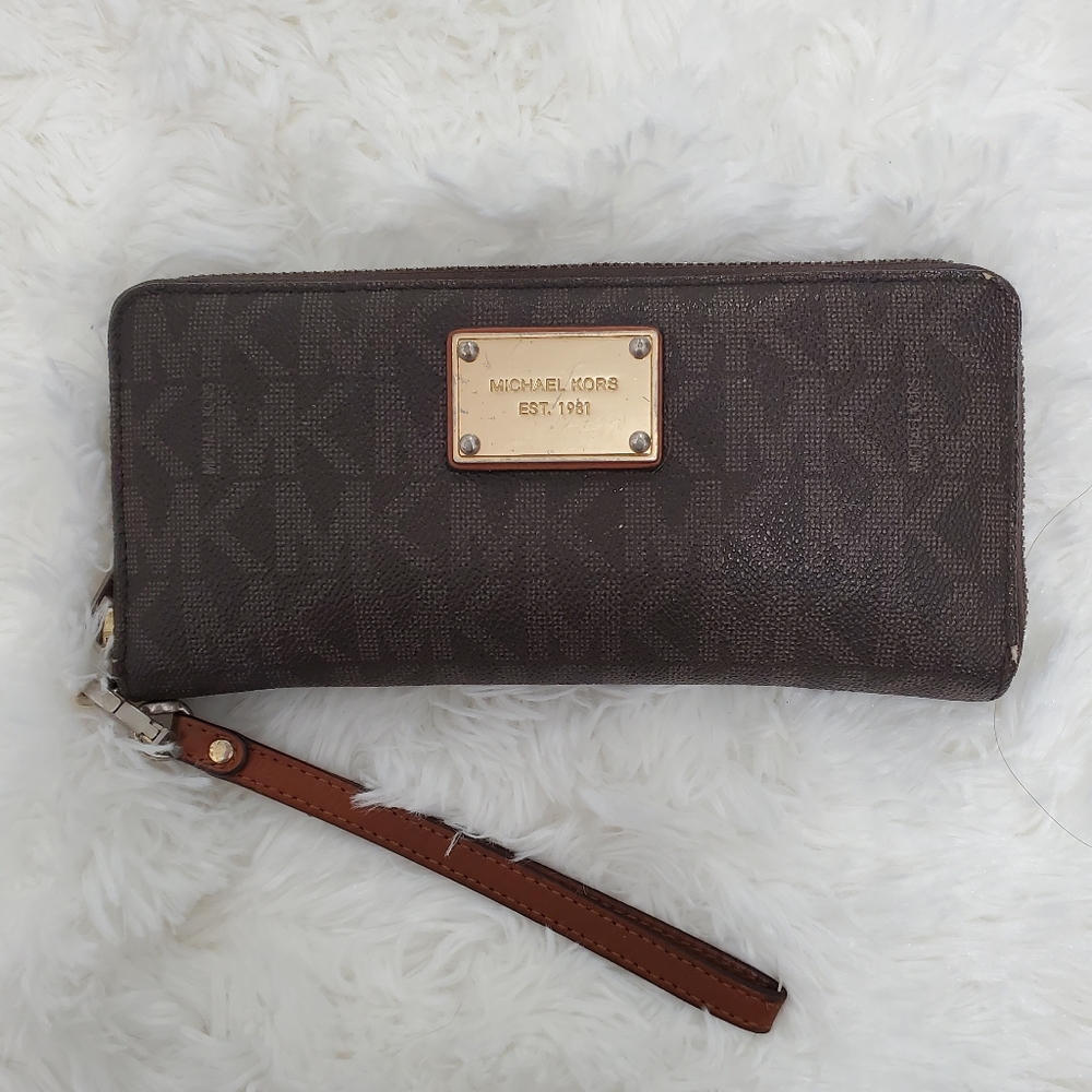 Michael Kors Large Continental Wallet